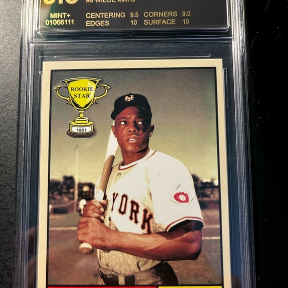 Graded Baseball Cards - Picture 4 of 10